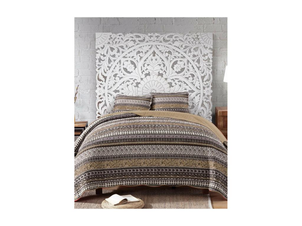 White Bed, 120 x 4 x 120 cm