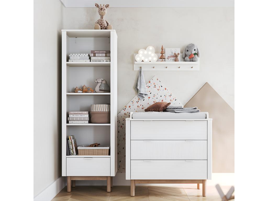 White Bed, 70 x 140 cm