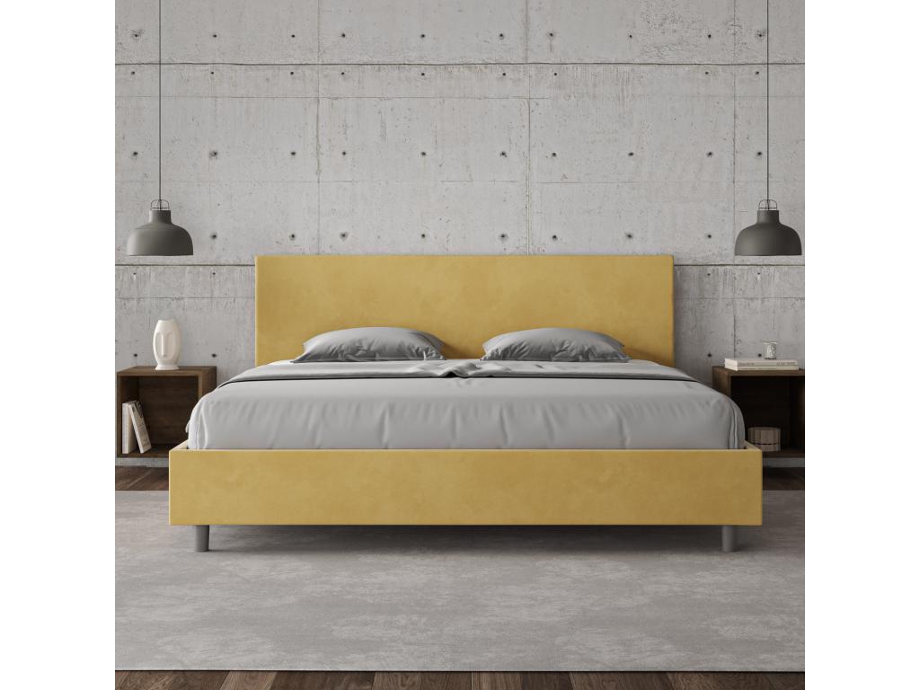 Yellow Bed, 180 x 210 cm